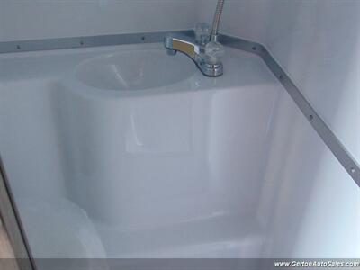 2025 Northern Lite 9-6 LE Wet Bath   - Photo 21 - Mount Vernon, IN 47620