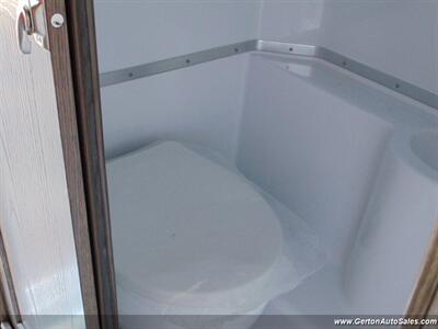 2025 Northern Lite 9-6 LE Wet Bath   - Photo 20 - Mount Vernon, IN 47620