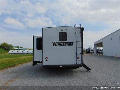 2022 Winnebago Voyage 2831RB   - Photo 6 - Mount Vernon, IN 47620