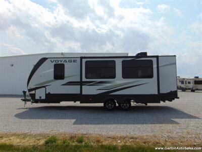 2022 Winnebago Voyage 2831RB   - Photo 4 - Mount Vernon, IN 47620