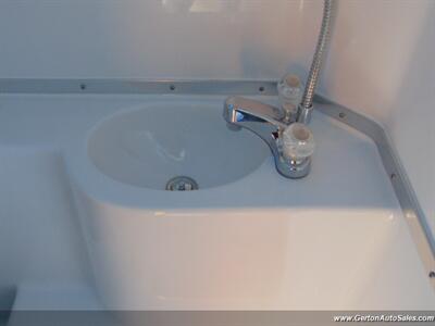 2024 NORTHERN LITE 8-11 EXLE Wet Bath   - Photo 38 - Mount Vernon, IN 47620