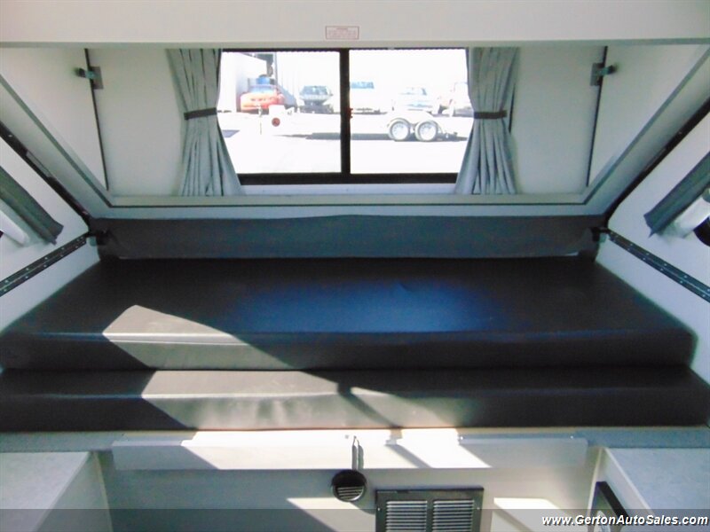 2027 Aliner Classic Rear Sofa - Photo 21 - Mount Vernon, IN 47620
