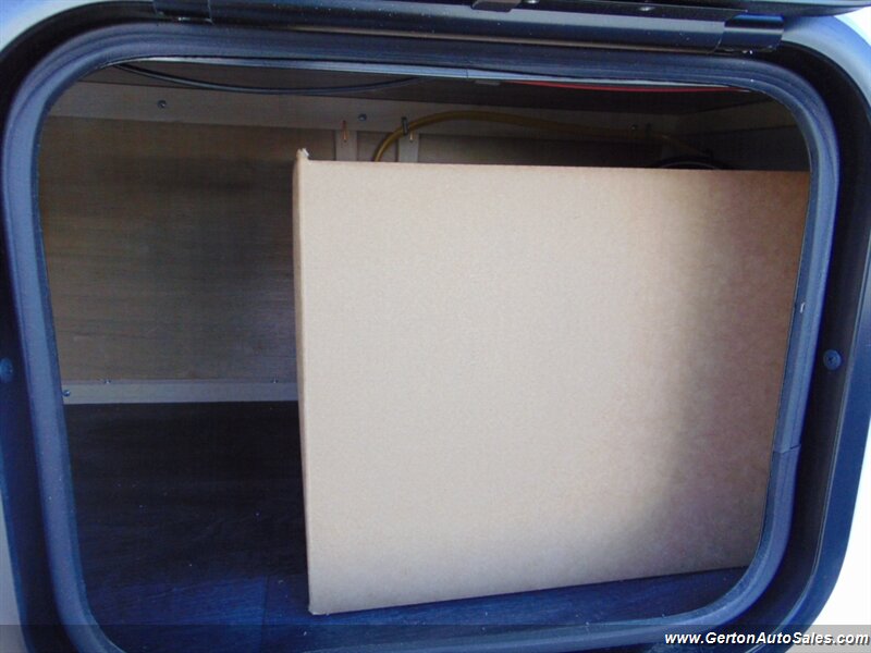 2027 Aliner Expedition Rear Sofa - Photo 13 - Mount Vernon, IN 47620