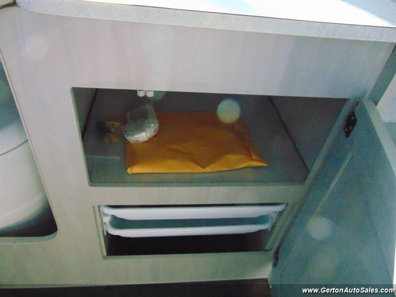 2027 Aliner Expedition Rear Sofa - Photo 25 - Mount Vernon, IN 47620