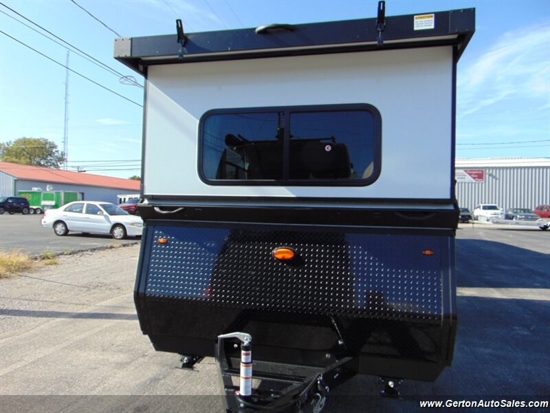 2027 Aliner Expedition Rear Sofa - Photo 9 - Mount Vernon, IN 47620