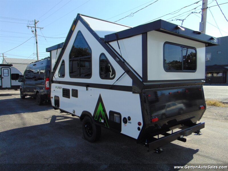 2027 Aliner Expedition Rear Sofa - Photo 6 - Mount Vernon, IN 47620