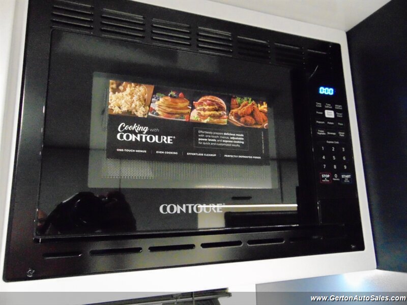 2027 Encore RV Venu 17TB Power Plus and Overland Packages - Photo 43 - Mount Vernon, IN 47620