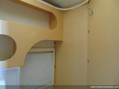 2020 Pleasant Valley NuCamp T@B 400 Solo   - Photo 22 - Mount Vernon, IN 47620