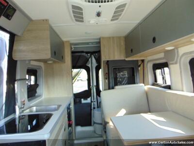 2024 Winnebago Solis Pocket 36B   - Photo 32 - Mount Vernon, IN 47620