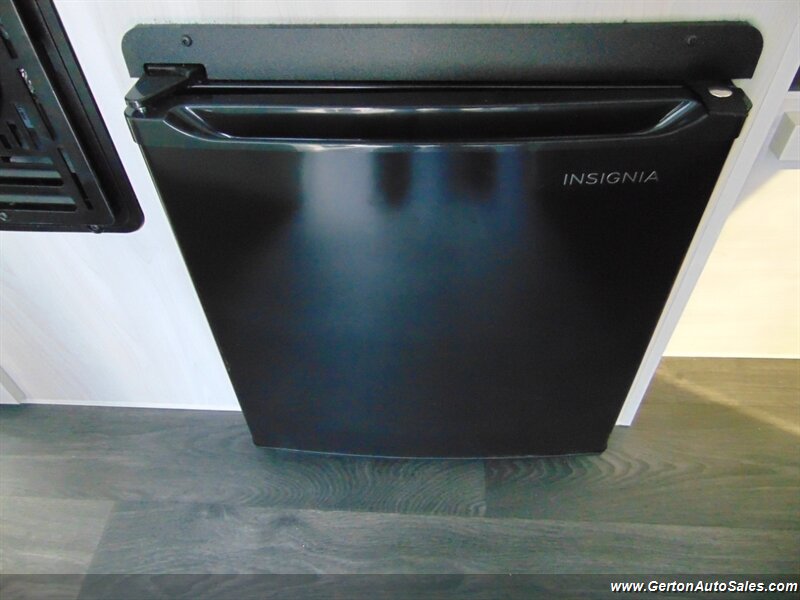 2027 Aliner Ranger 12 Rear Sofa - Photo 25 - Mount Vernon, IN 47620