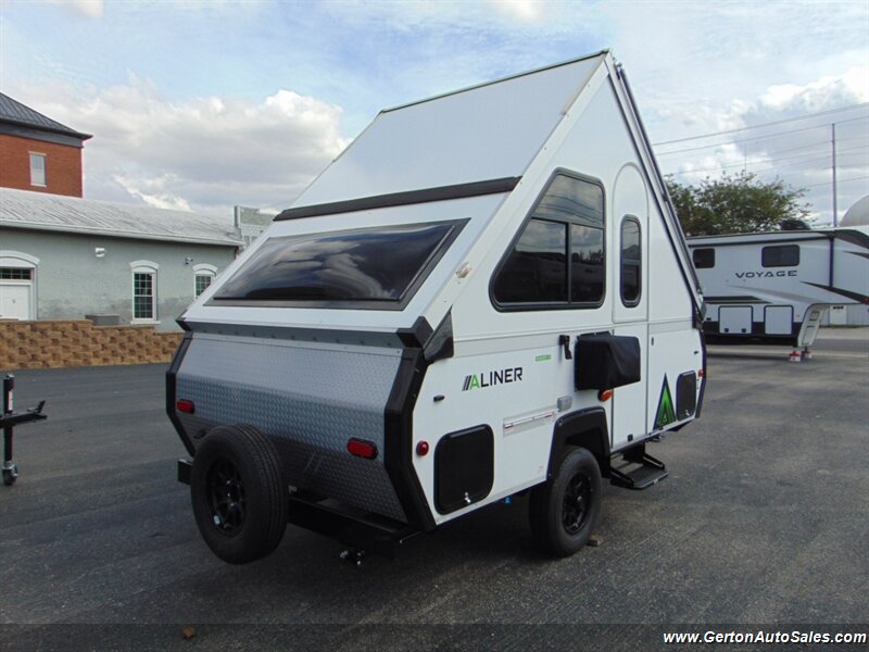 2027 Aliner Ranger 12 Rear Sofa - Photo 3 - Mount Vernon, IN 47620