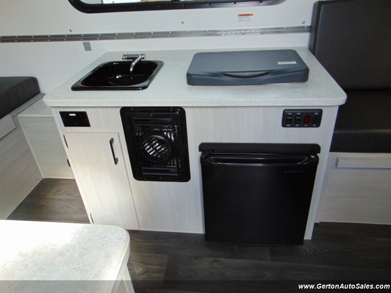 2027 Aliner Ranger 12 Rear Sofa - Photo 15 - Mount Vernon, IN 47620