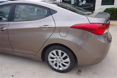 2012 Hyundai ELANTRA GLS   - Photo 5 - Houston, TX 77040