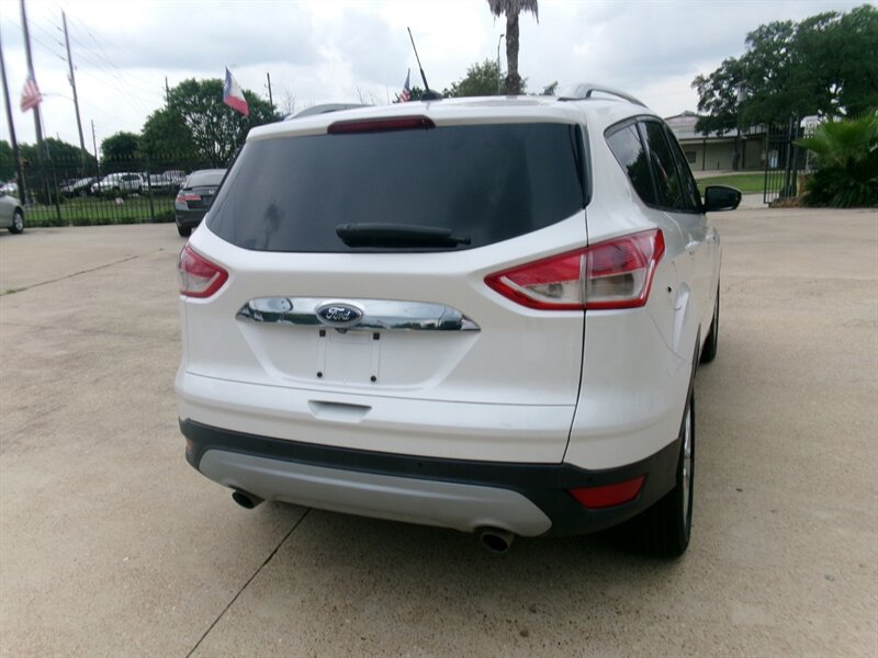 2014 Ford Escape Titanium - Photo 10 - Houston, TX 77040