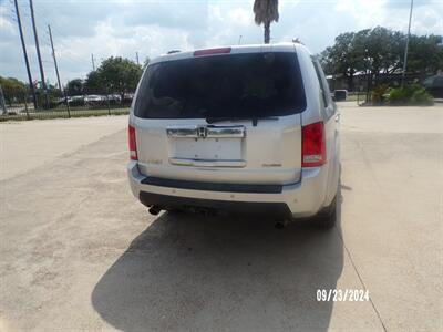 2009 Honda Pilot Touring w/Navi   - Photo 32 - Houston, TX 77040