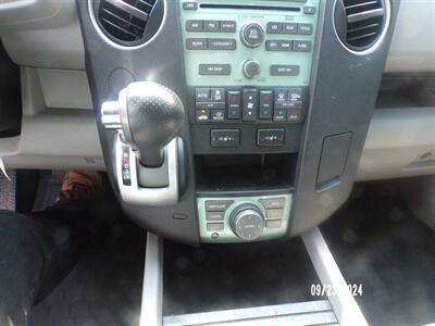 2009 Honda Pilot Touring w/Navi   - Photo 35 - Houston, TX 77040