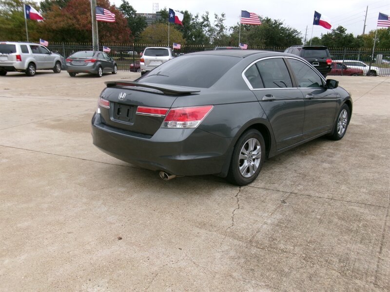 2012 Honda Accord LX-P photo 20