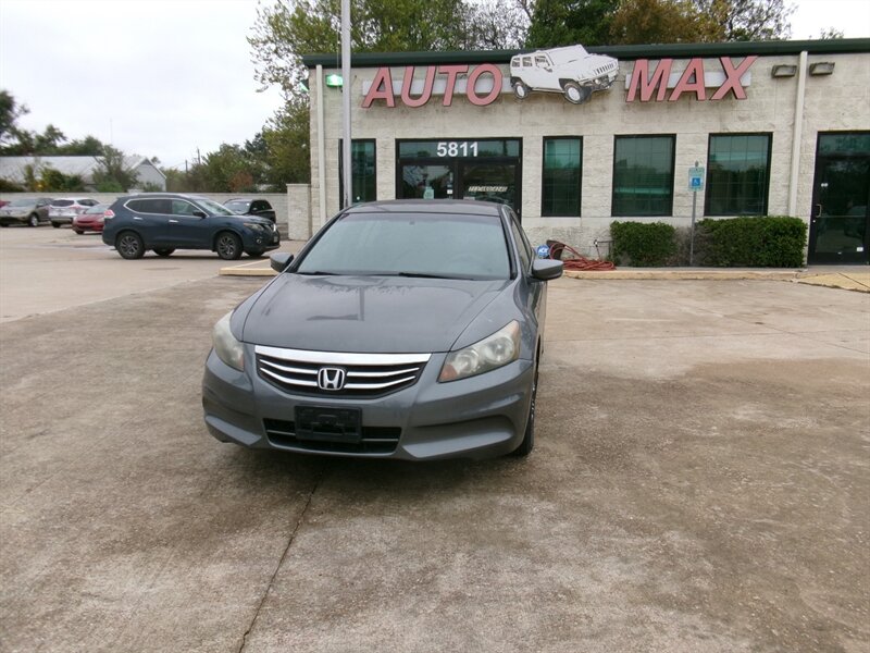 2012 Honda Accord LX-P photo 2