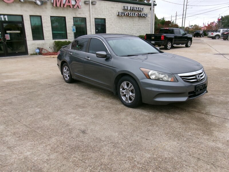 2012 Honda Accord LX-P photo 29