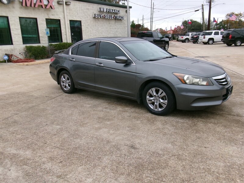 2012 Honda Accord LX-P photo 25