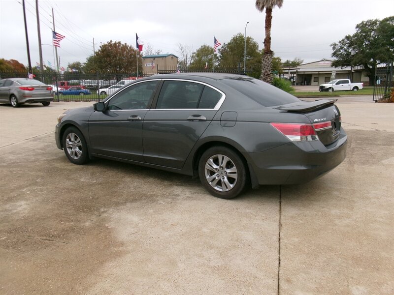 2012 Honda Accord LX-P photo 12