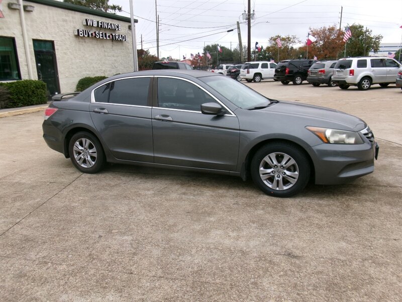 2012 Honda Accord LX-P photo 26