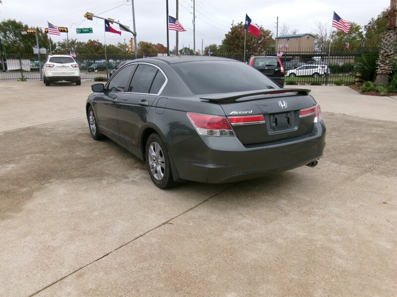 2012 Honda Accord LX-P photo 14