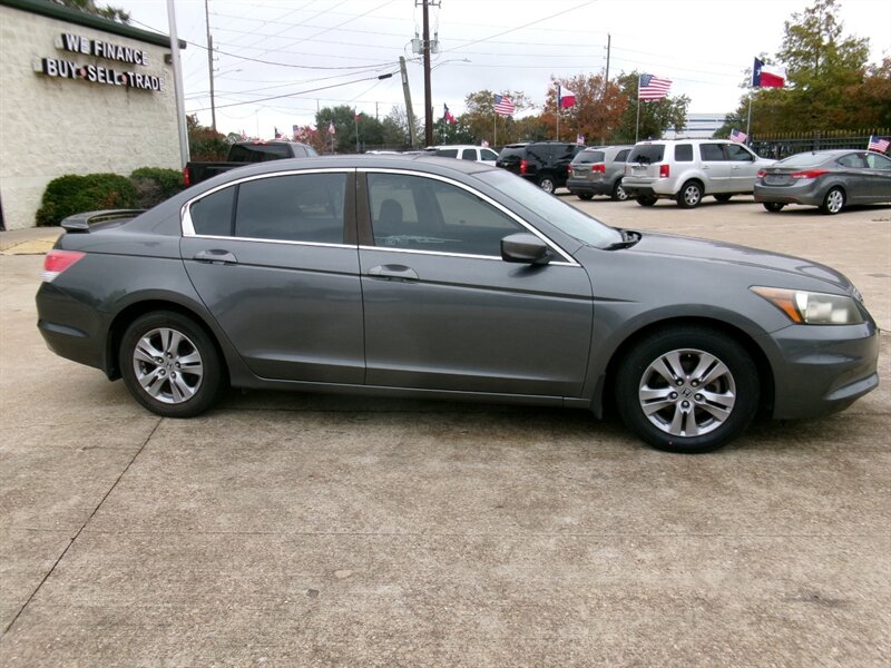 2012 Honda Accord LX-P photo 28