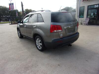 2012 Kia Sorento LX   - Photo 10 - Houston, TX 77040