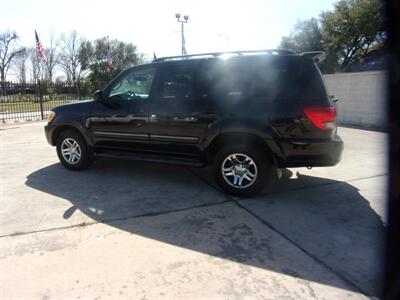 2005 Toyota Sequoia SR5   - Photo 26 - Houston, TX 77040