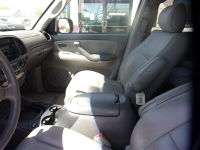 2005 Toyota Sequoia SR5   - Photo 31 - Houston, TX 77040