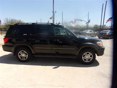 2005 Toyota Sequoia SR5   - Photo 14 - Houston, TX 77040