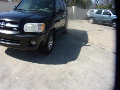 2005 Toyota Sequoia SR5   - Photo 11 - Houston, TX 77040