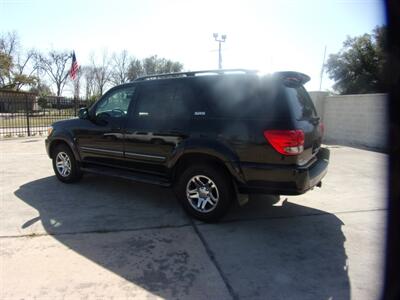 2005 Toyota Sequoia SR5   - Photo 18 - Houston, TX 77040