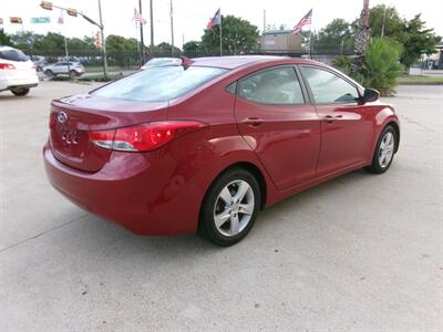 2012 Hyundai Elantra GLS   - Photo 14 - Houston, TX 77040