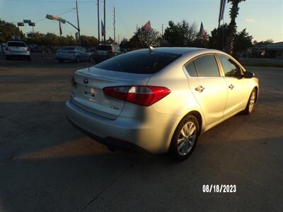 2014 Kia Forte EX   - Photo 11 - Houston, TX 77040