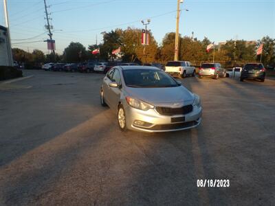 2014 Kia Forte EX   - Photo 2 - Houston, TX 77040