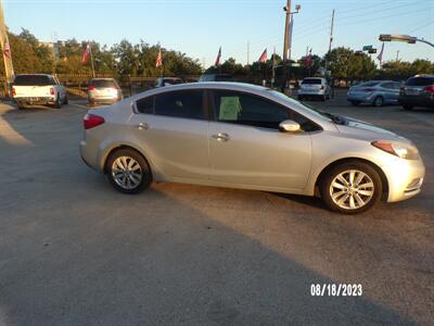 2014 Kia Forte EX   - Photo 6 - Houston, TX 77040