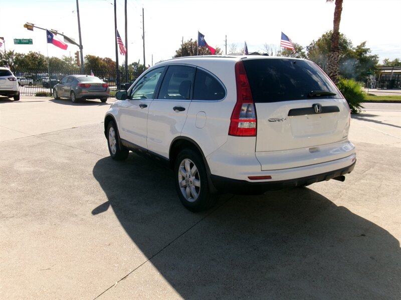 2011 Honda CR-V SE photo 14