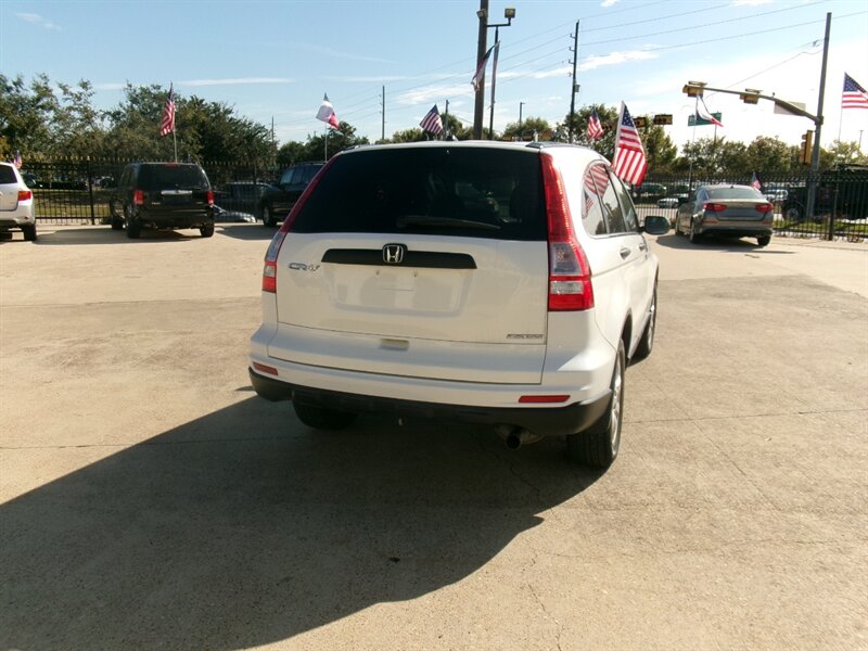 2011 Honda CR-V SE photo 26