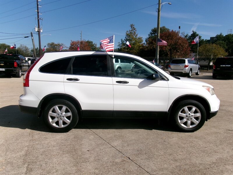 2011 Honda CR-V SE photo 32