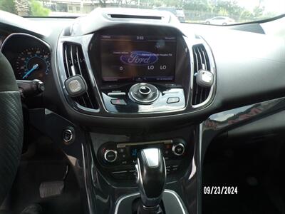 2013 Ford Escape Titanium   - Photo 25 - Houston, TX 77040