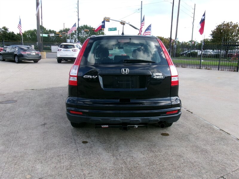 2011 Honda CR-V LX photo 17