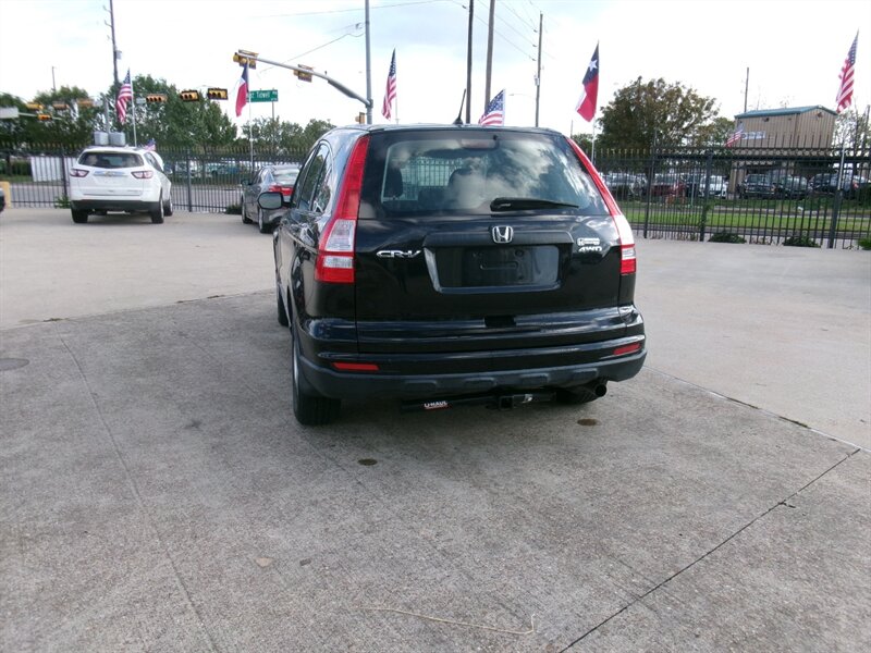 2011 Honda CR-V LX photo 24