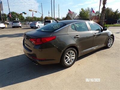 2014 Kia Optima LX   - Photo 11 - Houston, TX 77040