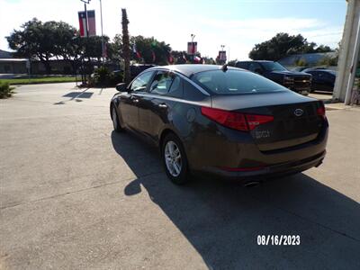 2014 Kia Optima LX   - Photo 7 - Houston, TX 77040