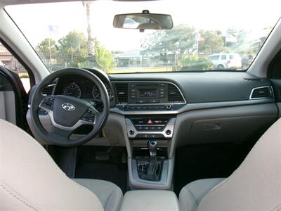2017 Hyundai ELANTRA SE   - Photo 31 - Houston, TX 77040