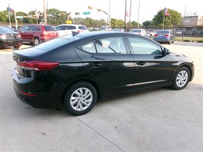 2017 Hyundai ELANTRA SE   - Photo 19 - Houston, TX 77040
