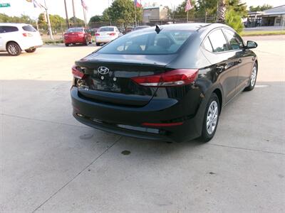 2017 Hyundai ELANTRA SE   - Photo 17 - Houston, TX 77040