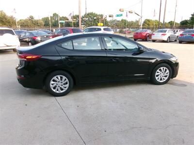 2017 Hyundai ELANTRA SE   - Photo 20 - Houston, TX 77040